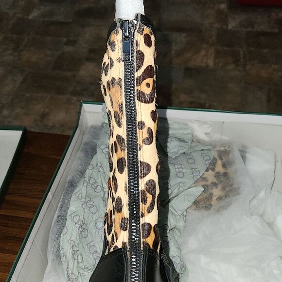 Logo Lori Goldstein Paige Leopard Calfskin Leather Moto Boots Sz 9.5 - Picture 2 of 2
